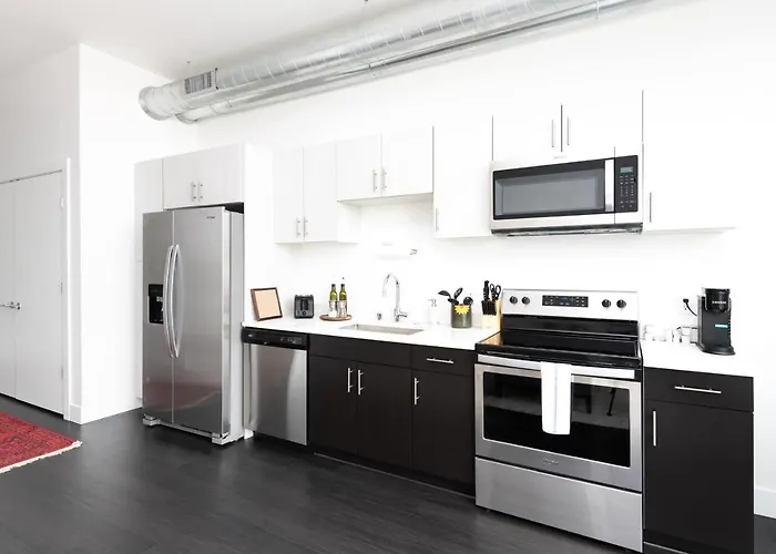 Flexhome Skywalk To Fiserv 1Br Apt U5